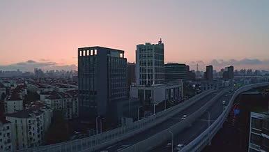 上海日出高架桥城市楼房航拍视频的预览图